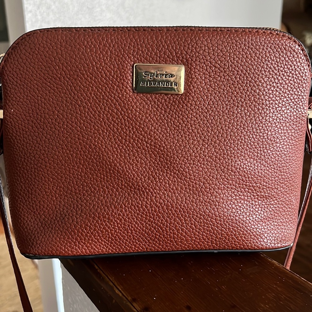 Medium purse